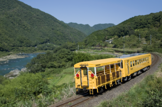 画像：ぐるり四国ローカル列車の旅４日間